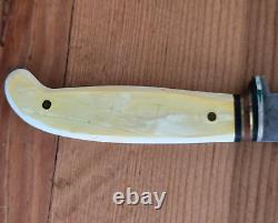 WWII Western 3.25 Fixed Blade Knife Full Tang with Sheath. Very Good Condition