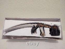 Wuu Jau 17 Skeleton Hand W Claw. Hunting Knife. Blades Are 11 Long. China. 18+